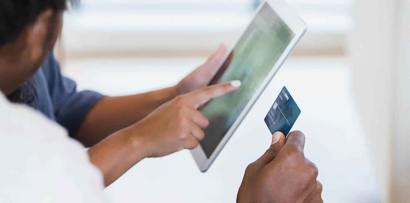 people verifying credit card holder address